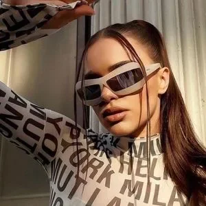 NEW PRADA OVERSIZED SUNGLASSES IVORY WHITE PRADA EYEWEAR PR30YS Prada | Accessories | New Prada Sunglasses Ivory White Prada  main image 4